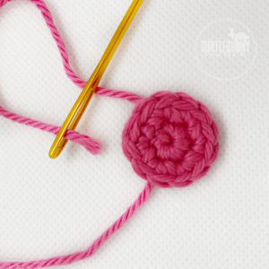 How to Crochet a Button from TurtleBunny Creations - Finished invisible join
