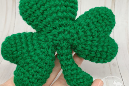 No-Sew Crochet Plush Shamrock